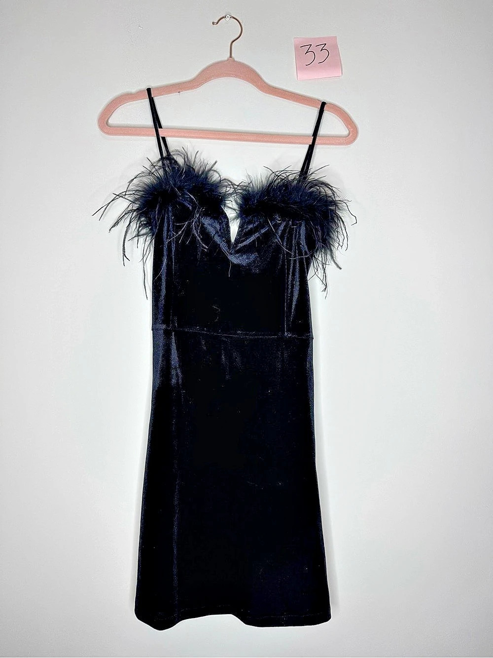 Cloud Ten Black Feather Trim Mini Dress Size Large Like New